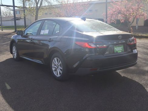 New 2026 Toyota Camry LE w/ Convenience Package AWD/4WD image 4
