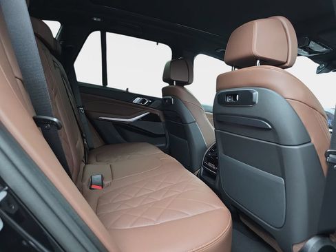 New 2026 BMW X5 xDrive40i w/ Executive Package AWD/4WD image 11