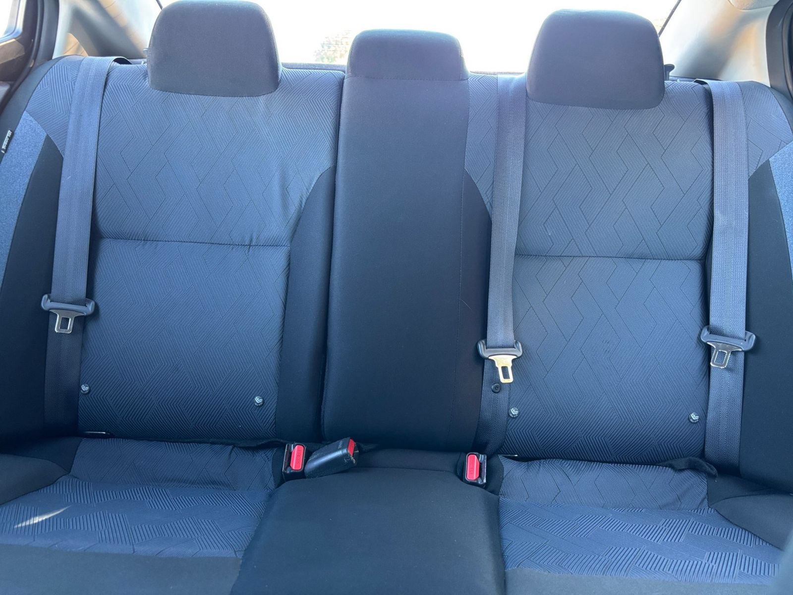 Used 2025 Nissan Versa SV FWD image 35