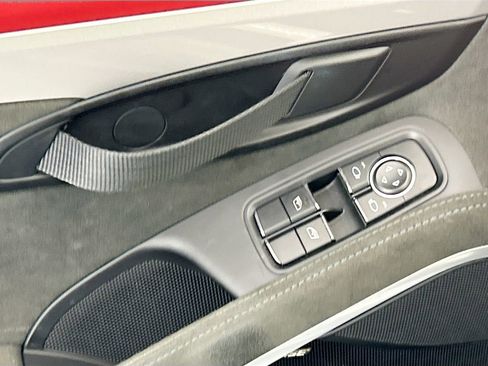 Used 2021 Porsche 718 Boxster Spyder RWD image 18