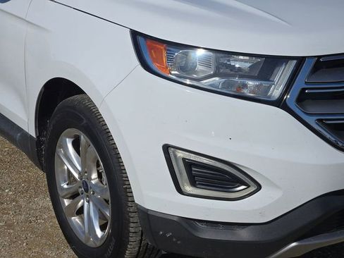 Used 2015 Ford Edge SEL w/ Equipment Group 201A FWD image 4