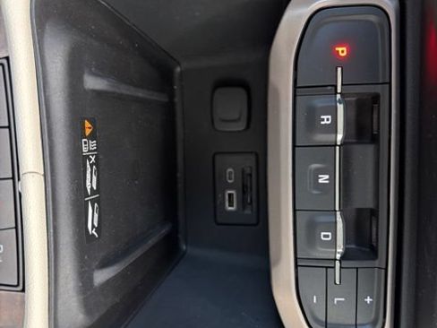 Used 2022 GMC Acadia Denali w/ Denali Ultimate Package AWD/4WD image 30