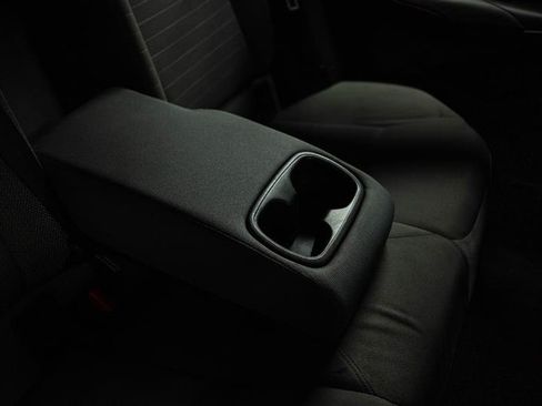 Used 2023 Toyota Corolla SE w/ Carpet Mat Package (TMS) FWD image 12
