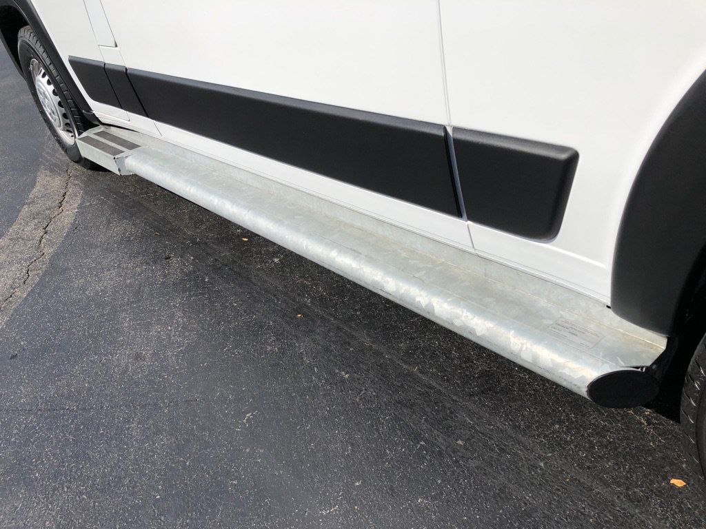 Used 2025 RAM ProMaster 2500 w/ U-Haul Equipment Group FWD image 14