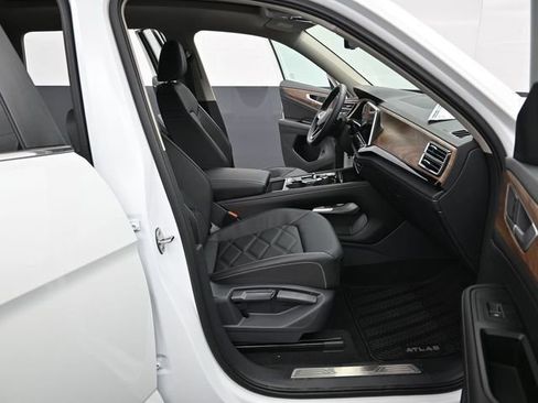 New 2026 Volkswagen Atlas SE AWD/4WD image 14