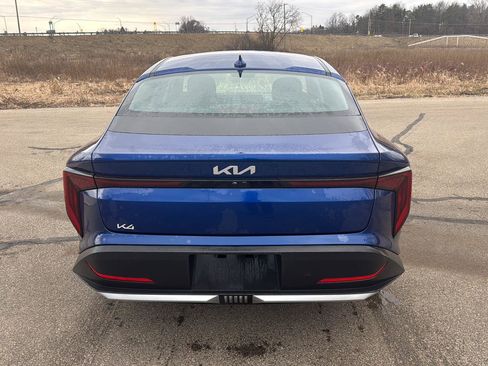 Used 2025 Kia K4 LXS image 4