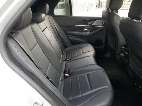 Used 2021 Mercedes-Benz GLE 350 4MATIC image 37