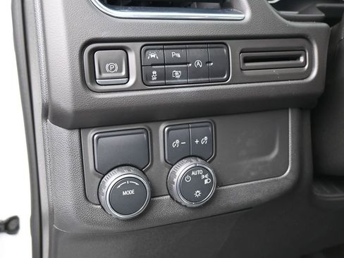 Used 2023 Chevrolet Tahoe RST w/ Sport Performance Package image 17