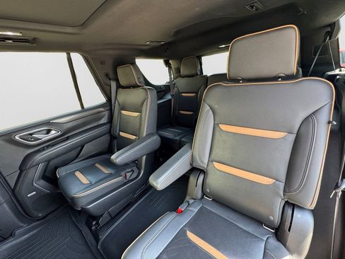 Used 2021 GMC Yukon AT4 w/ AT4 Premium Plus Package AWD/4WD image 12