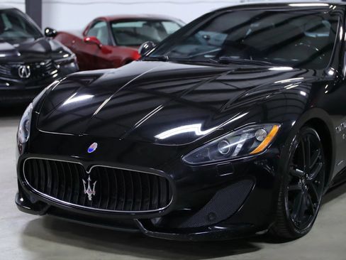 Used 2015 Maserati GranTurismo Sport image 5