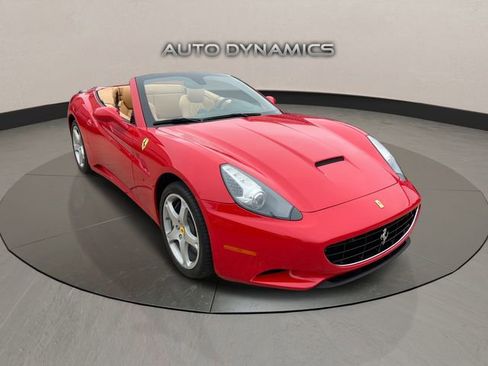 Used 2012 Ferrari California image 5
