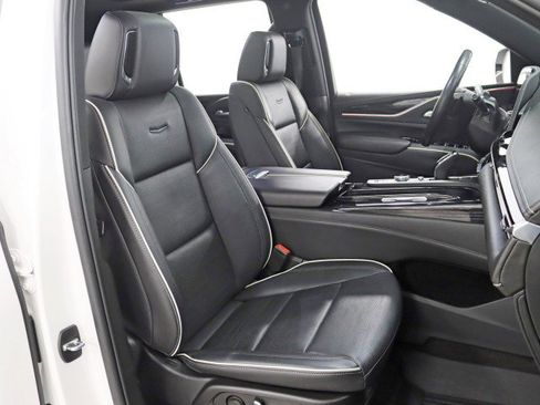 Used 2022 Cadillac Escalade Sport image 32