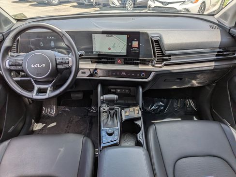 Used 2023 Kia Sportage EX FWD image 16