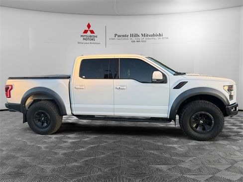 Used 2018 Ford F150 Raptor w/ Equipment Group 802A Luxury image 4