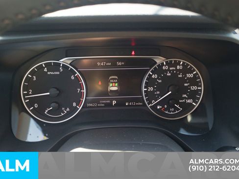 Used 2025 Nissan Rogue SV image 17