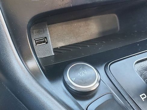 Used 2018 Ford Focus SEL w/ Cold Weather Package image 19