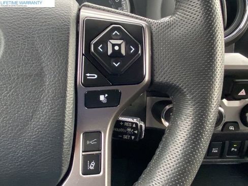 Used 2023 Toyota Tacoma Limited image 27