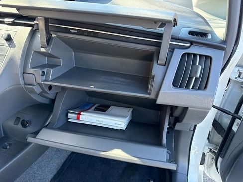 Used 2010 Toyota Prius Five image 24