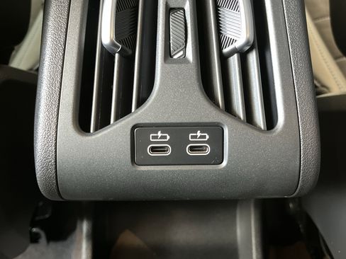 New 2025 BMW X1 xDrive28i w/ Technology Package image 23