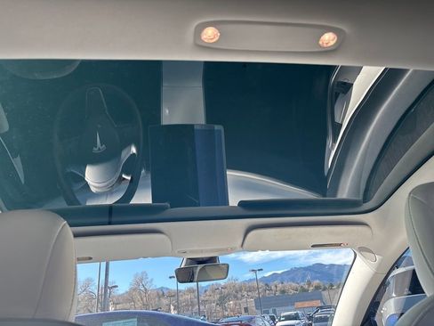 Used 2020 Tesla Model 3 Standard Range Plus image 32