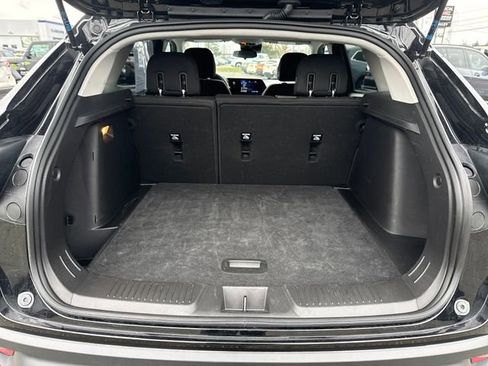 Used 2025 Chevrolet Trax LS image 12