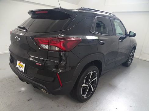 Used 2023 Chevrolet TrailBlazer RS w/ Sun and Liftgate Package AWD/4WD image 23