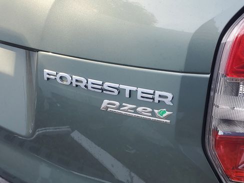 Used 2016 Subaru Forester 2.5i Limited w/ Popular Package #2 AWD/4WD image 9
