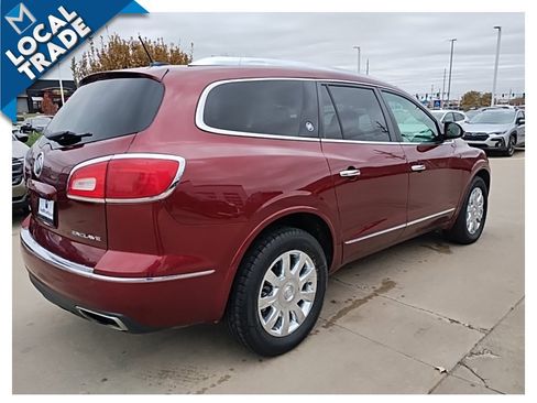 Used 2017 Buick Enclave Leather image 7