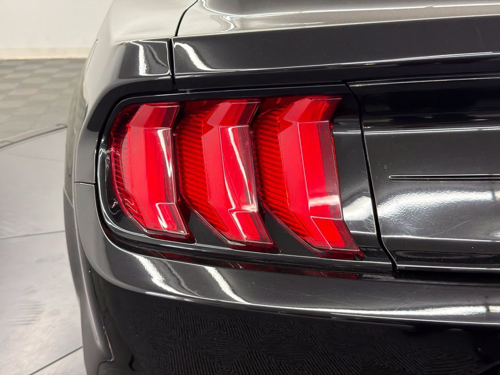 Used 2021 Ford Mustang GT Premium w/ Equipment Group 401A RWD image 13