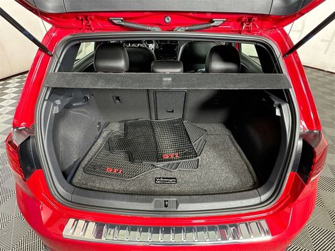 Used 2020 Volkswagen GTI SE image 26