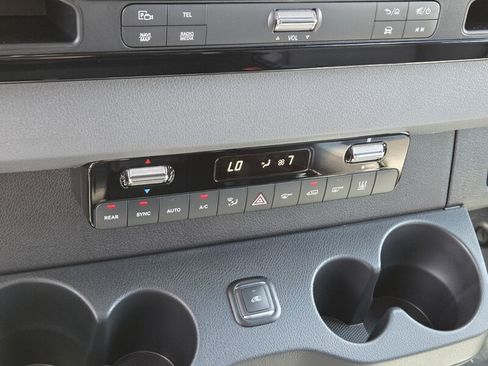 New 2026 Mercedes-Benz Sprinter 2500 image 33