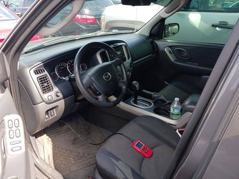 Used 2005 MAZDA Tribute s w/ Package 1 FWD image 7