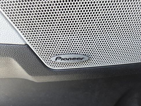 Used 2017 GMC Terrain SLT w/ Open Road Package image 10