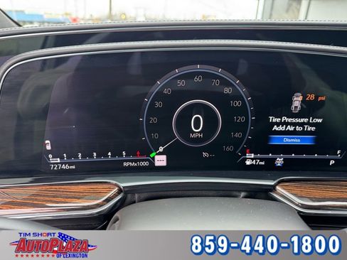 Used 2021 Cadillac Escalade ESV Premium Luxury AWD/4WD image 4