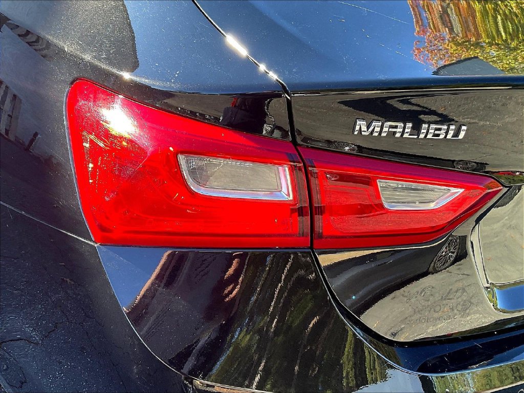 Used 2024 Chevrolet Malibu LT FWD image 16