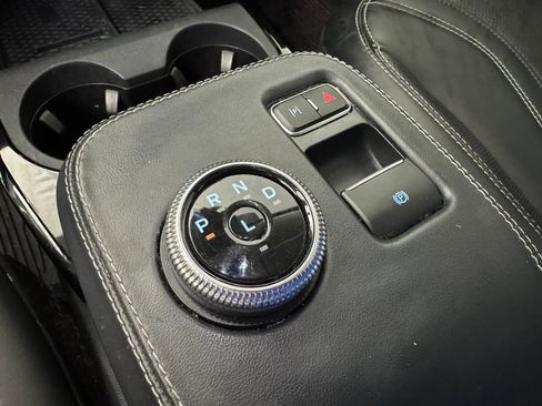 Used 2021 Ford Mustang Mach-E Premium AWD/4WD image 22