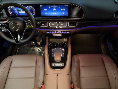New 2026 Mercedes-Benz GLS 450 4MATIC image 12