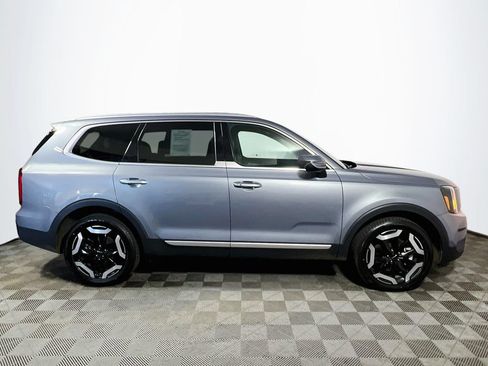 Used 2025 Kia Telluride S AWD/4WD image 8