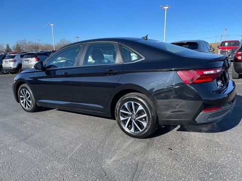 Used 2024 Volkswagen Jetta S image 5