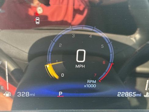 Used 2025 Chevrolet Trax LT w/ LT Convenience Package image 28