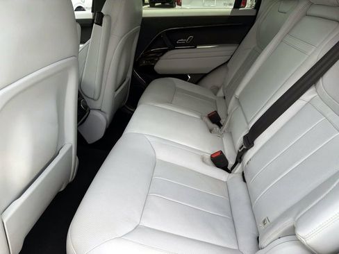 Used 2023 Land Rover Range Rover Sport SE AWD/4WD image 13