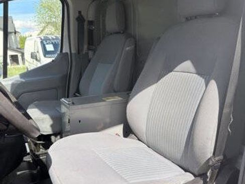 Used 2018 Ford Transit 250 148 Low Roof RWD image 13