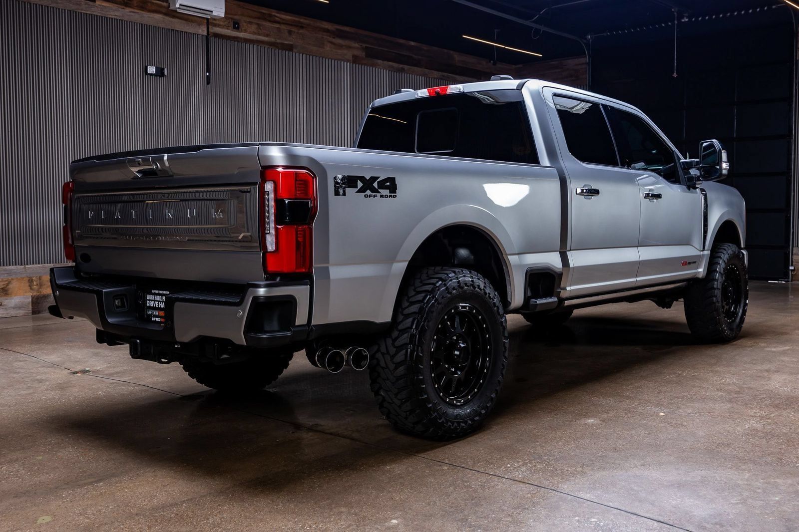 Used 2024 Ford F250 Platinum AWD/4WD image 9