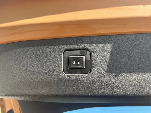Used 2024 Buick Envista Sport Touring w/ Convenience I Package FWD image 10