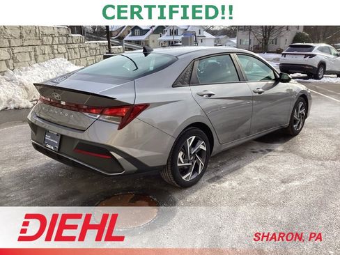 Certified 2025 Hyundai Elantra Sport w/ Cargo Package image 8