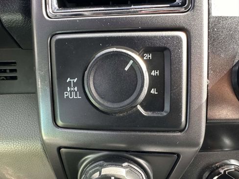 Used 2019 Ford F150 XLT w/ Equipment Group 302A Luxury AWD/4WD image 26