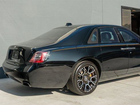 Used 2022 Rolls-Royce Ghost Black Badge image 36