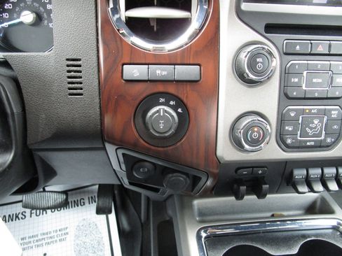 Used 2016 Ford F250 Lariat w/ Lariat Ultimate Package image 14