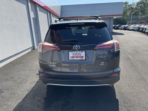 Used 2017 Toyota RAV4 SE AWD/4WD image 6
