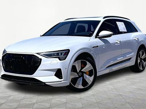 Used 2022 Audi e-tron Premium Plus w/ Premium Plus Package image 1